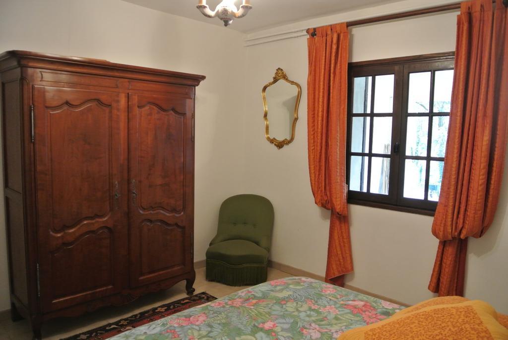 Chambres D'Hotes Saint Alexandre La Rouviere Pokój zdjęcie